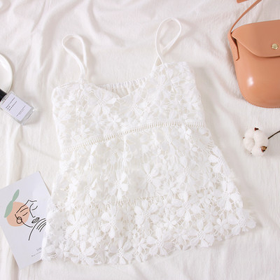 Modern női csipke felső vékony pántokkal