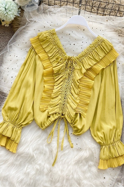 Éteri női ing békával, fürtökkel és csipkeelemekkel