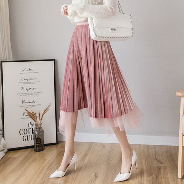 Novi model plisirane suknje od baršuna i tila