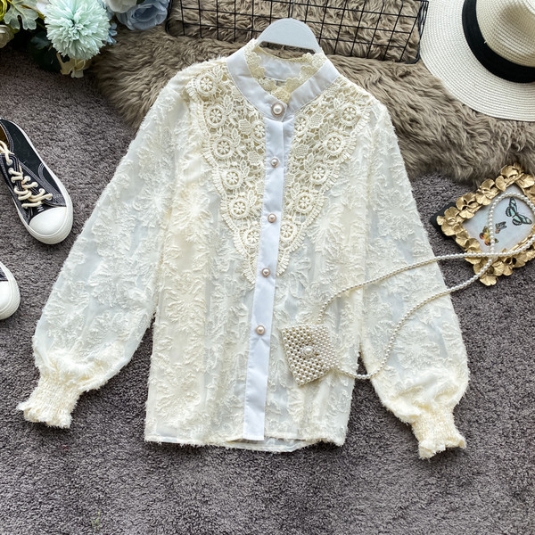 Retro női sifon ing csipke elemekkel és gyöngygombokkal