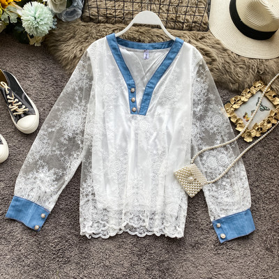 Retro női csipke ing spitz nyakkivágással és gombokkal