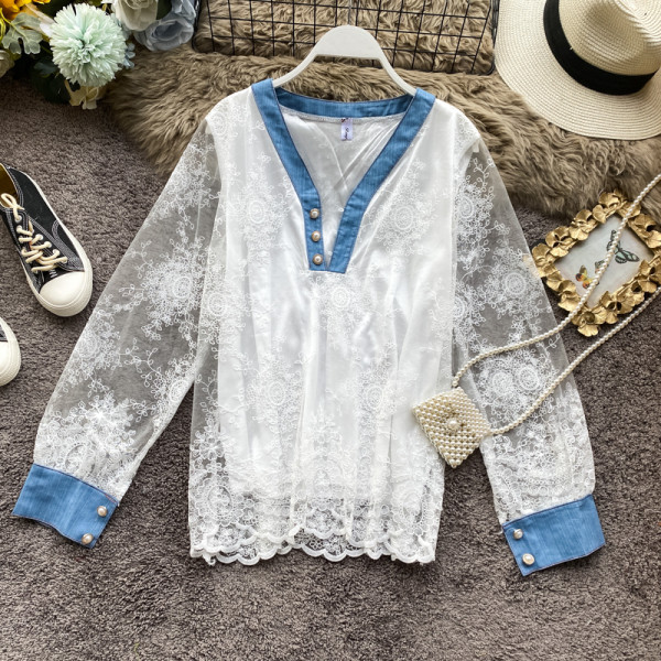 Retro női csipke ing spitz nyakkivágással és gombokkal