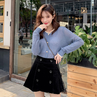 Praegused naiste velvetist seelik-püksid kõrge vöökohaga, nööpidega ja suurustega kuni 2XL