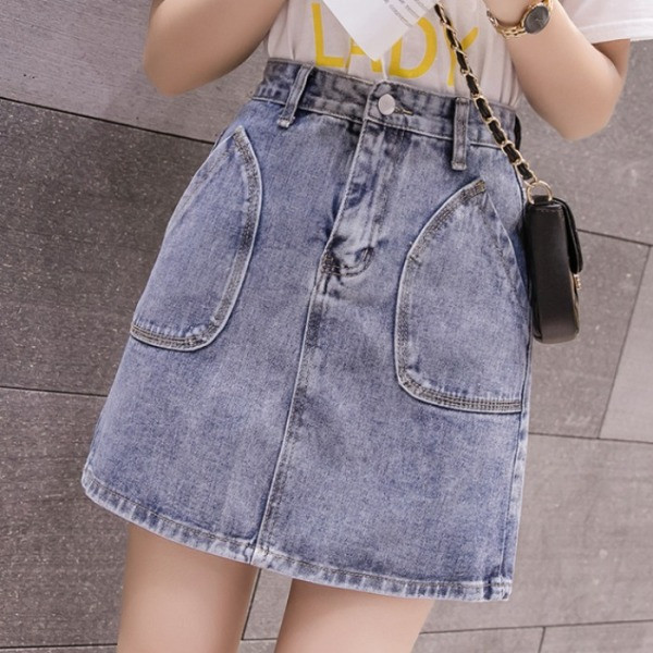 Κοντύ γυναικεία φούστα denim με τσέπες και ψηλή μέση