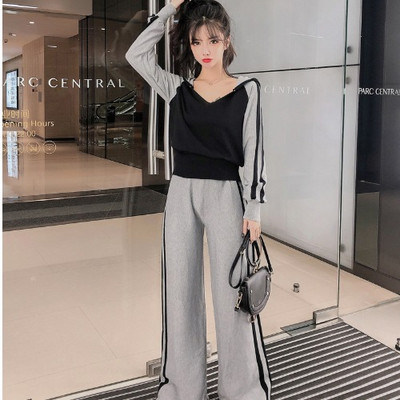 Vékony kötésű női sport szett - kapucnis pulóver hosszú, széles nadrággal