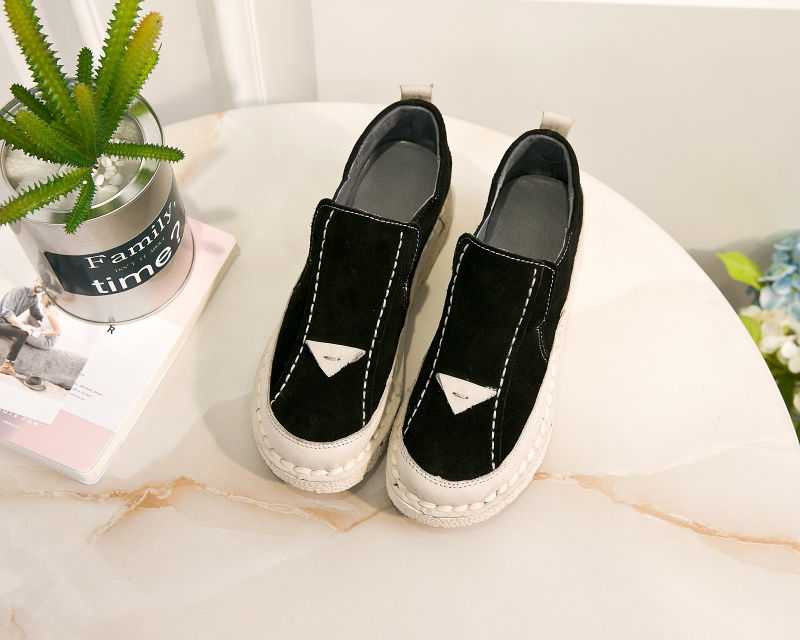 Спортни дамски обувки в три цвята подходящи за ежедневието 